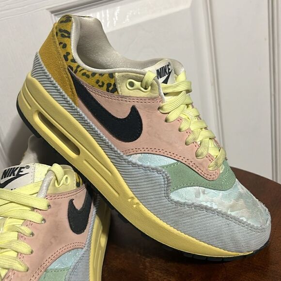 🔥🔥 NIKE Air Max 1 'Spring Mix' Size 8 Teal Tint / Lemon Wash Running Sneakers - Picture 2 of 16